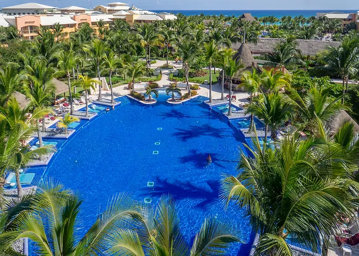 Barcelo Maya Palace